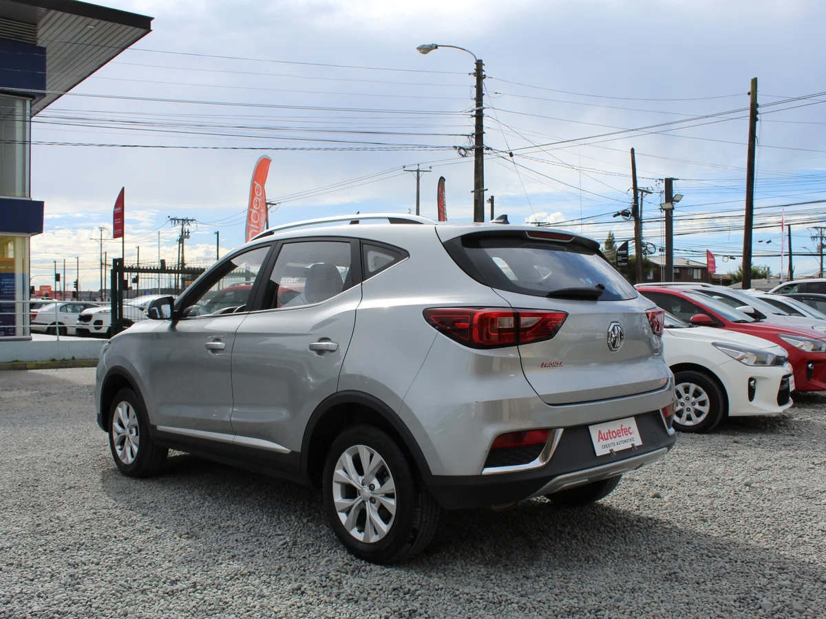 MG Zs — foto 9 de 11
