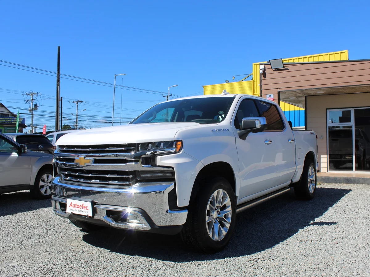 Chevrolet Silverado — foto 2 de 9