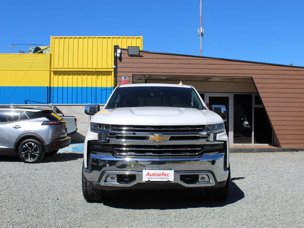 Chevrolet Silverado — foto 3 de 9