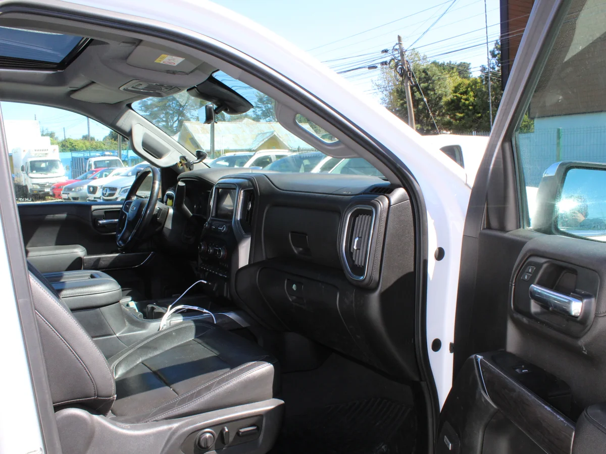 Chevrolet Silverado — foto 5 de 9
