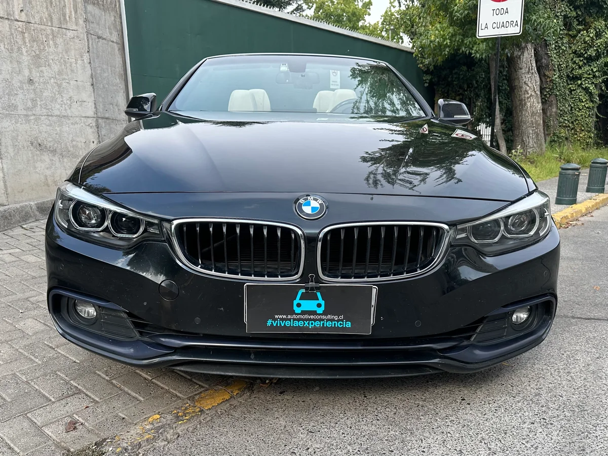 BMW 430I A 2.0 LUXIRY SPORT CABRIOLET UNICO DUEÑO - Miniatura 2