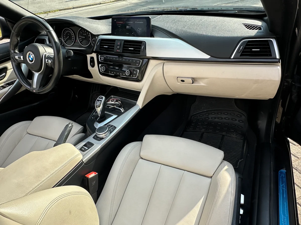 BMW 430I A 2.0 LUXIRY SPORT CABRIOLET UNICO DUEÑO - Miniatura 18