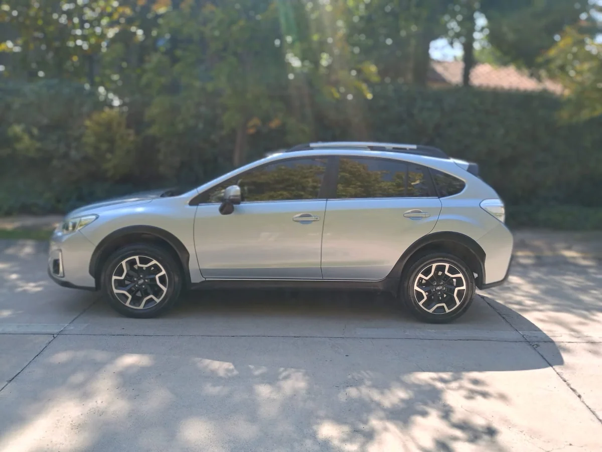 SUBARU XV DYNAMIC AWD CVT 2.0L - Miniatura 10