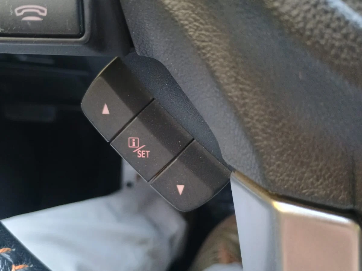 SUBARU XV DYNAMIC AWD CVT 2.0L - Miniatura 16