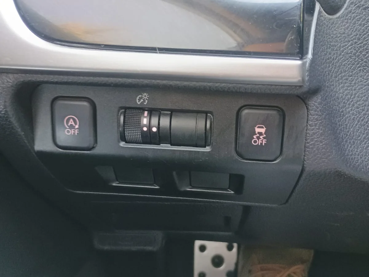 SUBARU XV DYNAMIC AWD CVT 2.0L - Miniatura 18