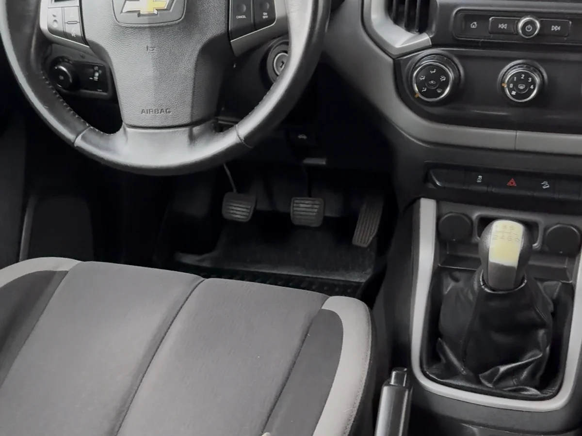 Chevrolet Colorado 4x4 - Miniatura 9