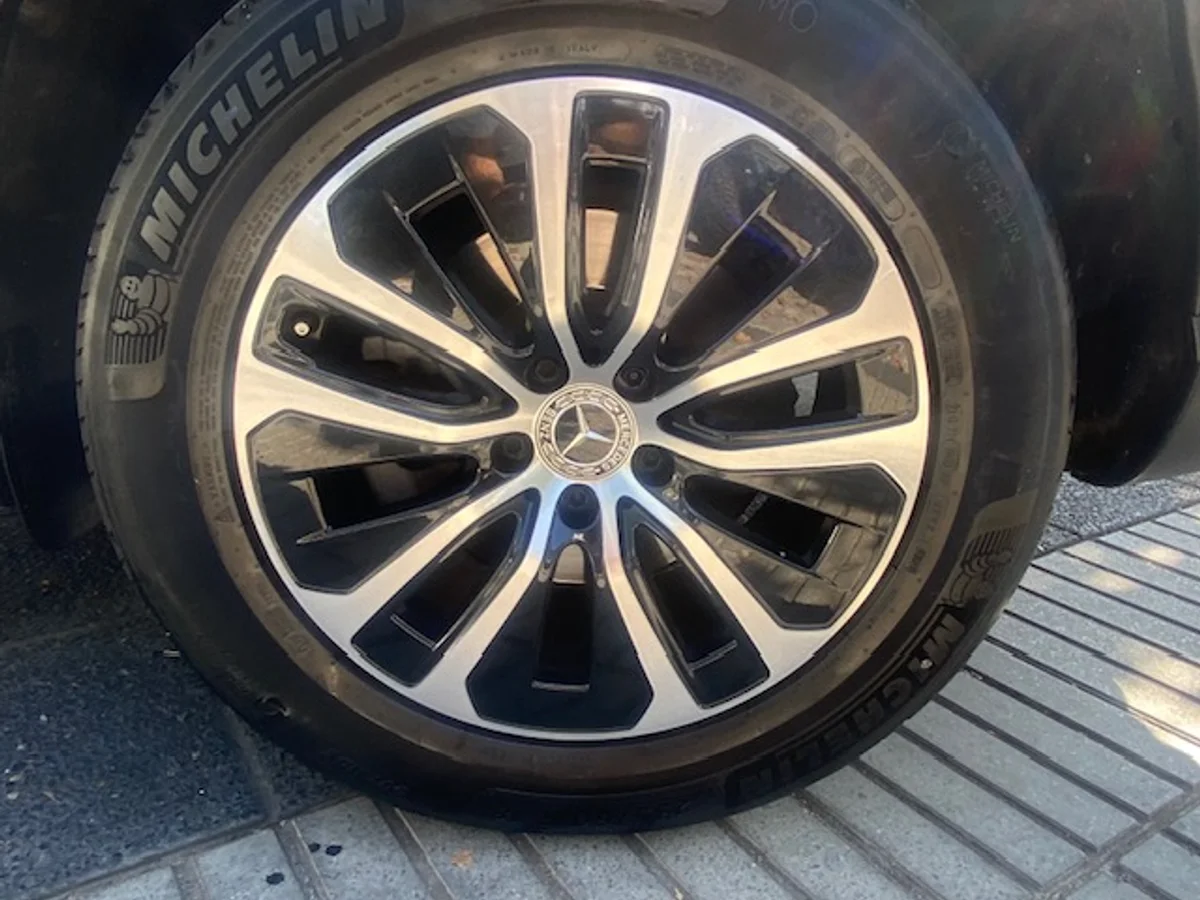 MERCEDES-BENZ GLC 200 2.0 Autom 4matic 2023 - Miniatura 27