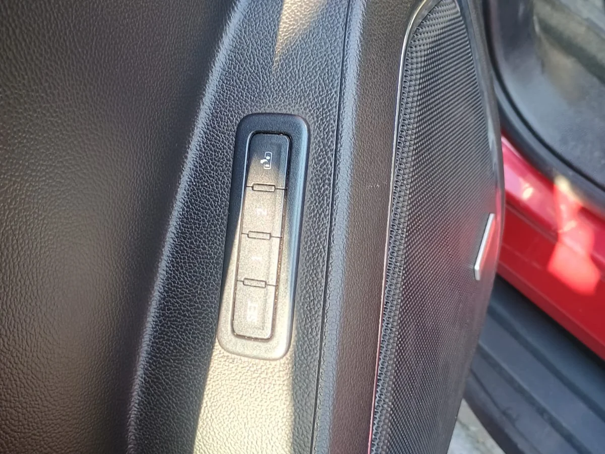 CHEVROLET TAHOE 4WD 5.3 2015 - Miniatura 21