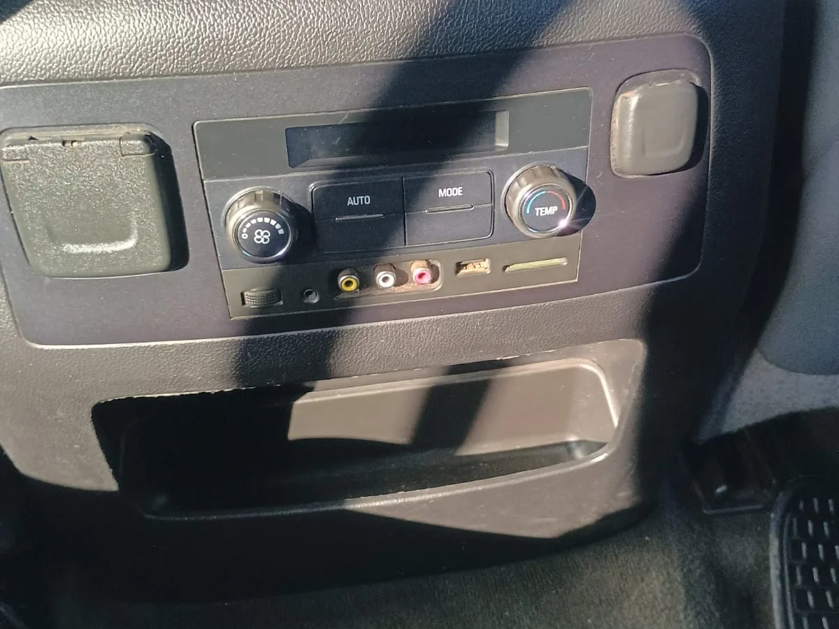 CHEVROLET TAHOE 4WD 5.3 2015 - Miniatura 23