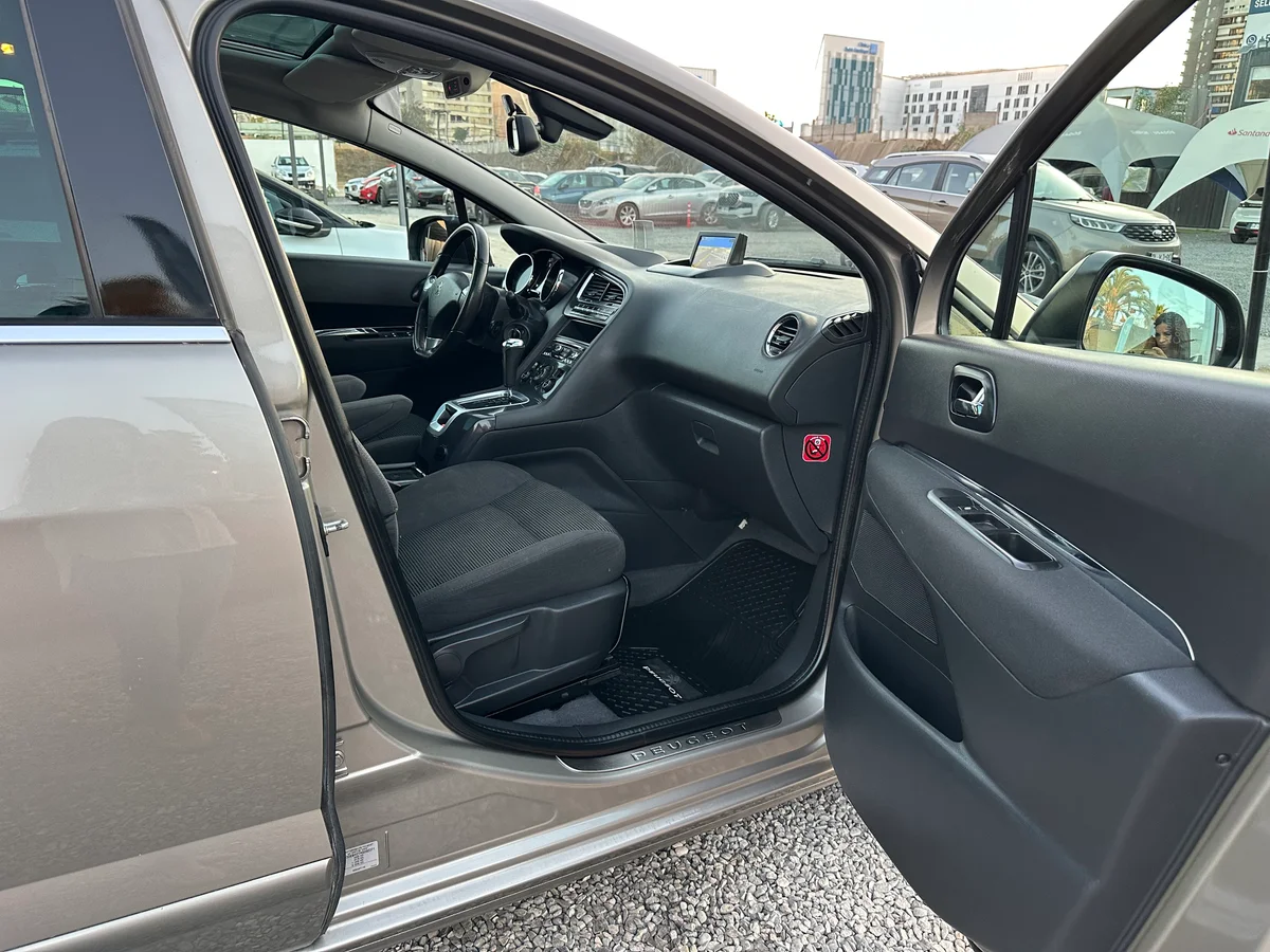 PEUGEOT 5008 ALLURE BLUE HDI 1.6 AUT DIESEL 2017 - Miniatura 21