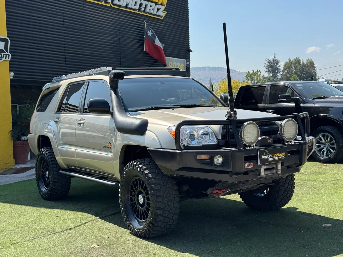 TOYOTA 4RUNNER SR5 2004