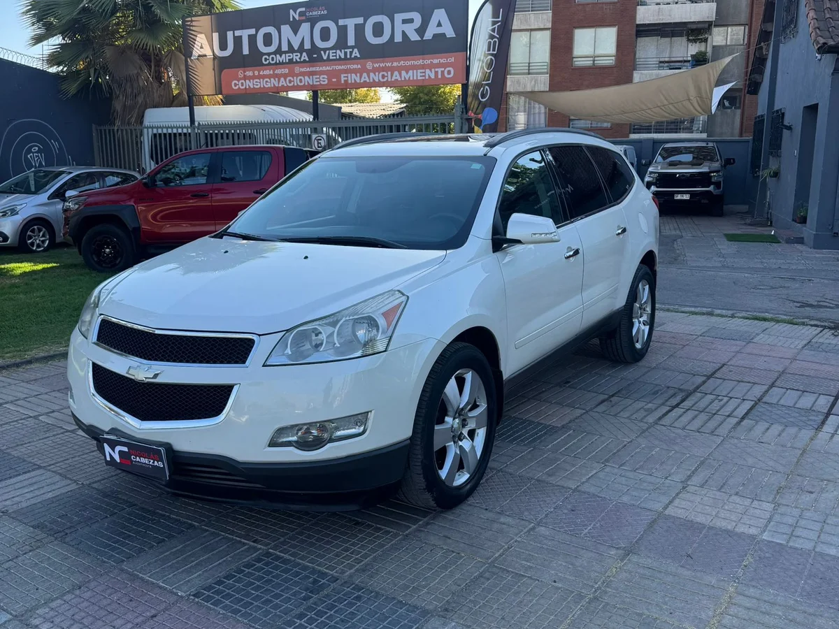 CHEVROLET TRAVERSE II LT AWD 3.6