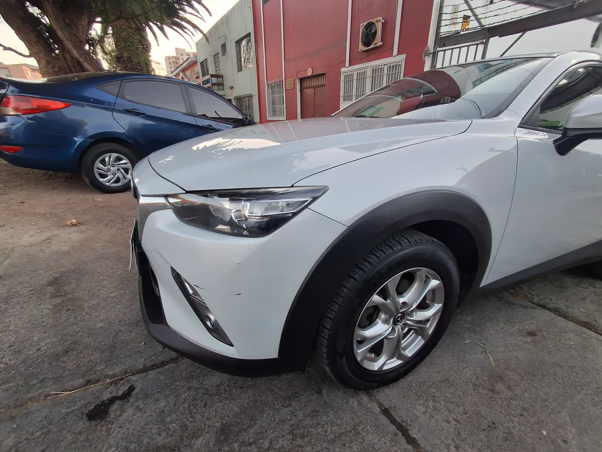 2017 Mazda CX3 - Miniatura 14