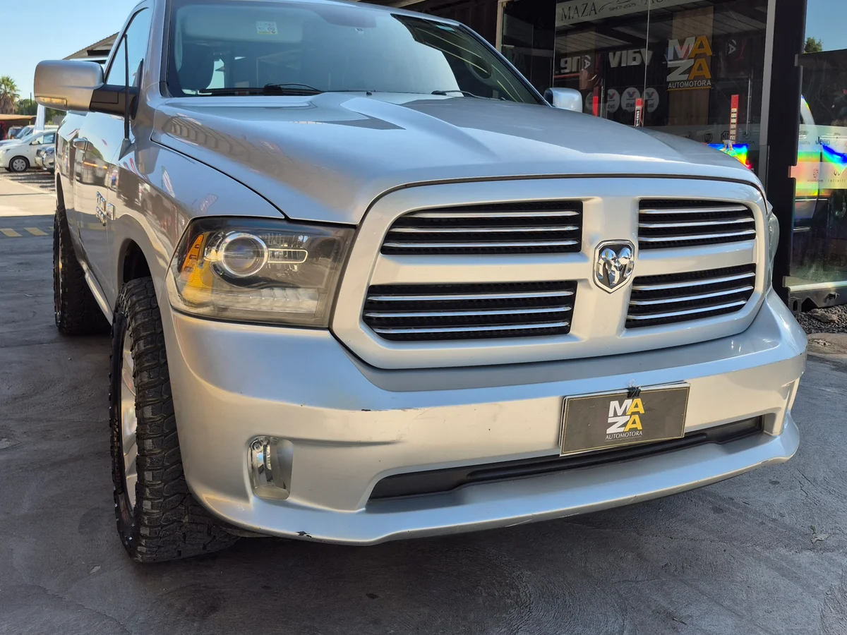 Dodge New Ram 1500 - Miniatura 2