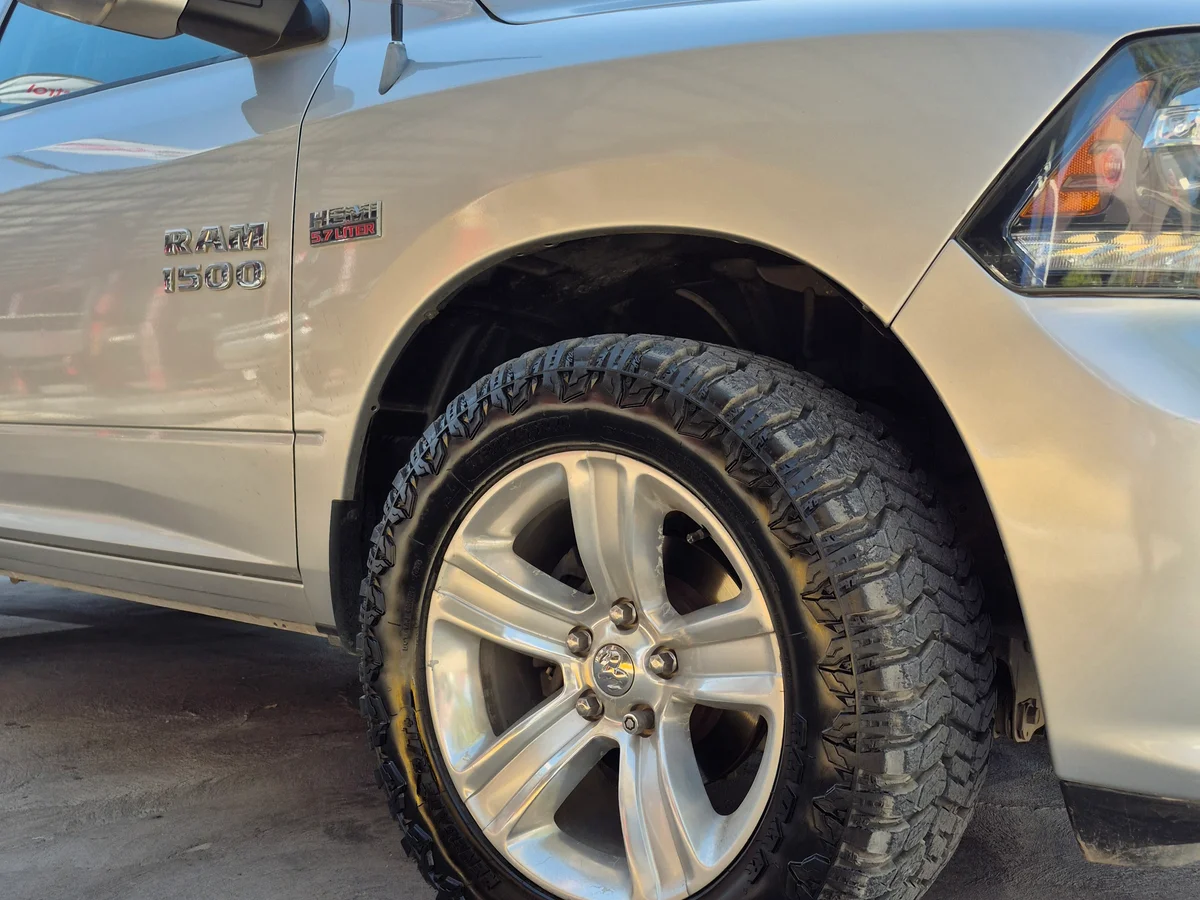 Dodge New Ram 1500 - Miniatura 7