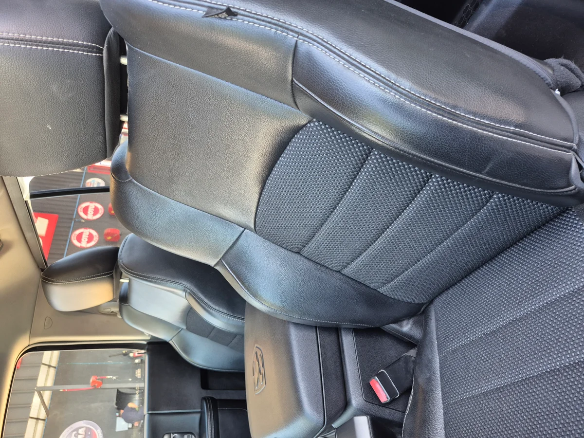 Dodge New Ram 1500 - Miniatura 8
