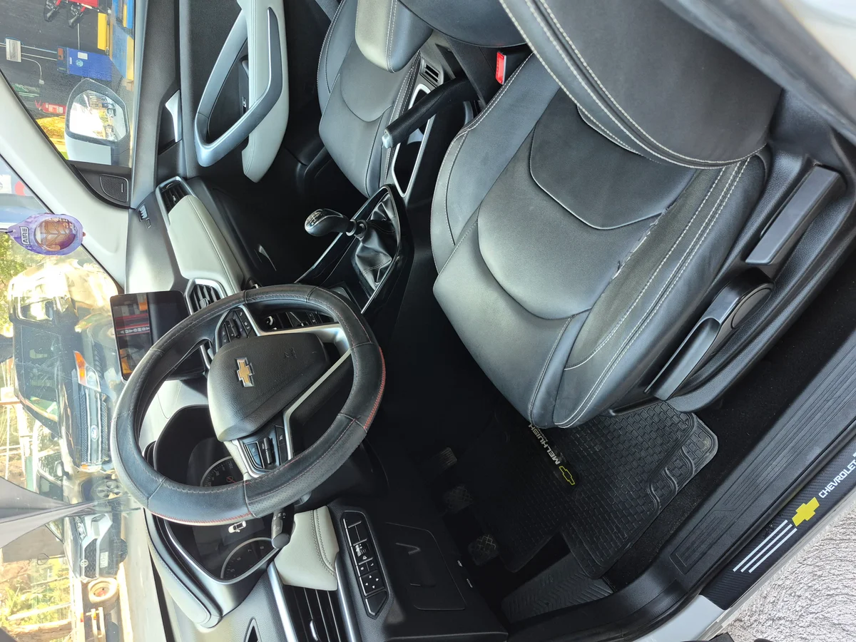 Chevrolet Captiva Mt6 - Miniatura 7