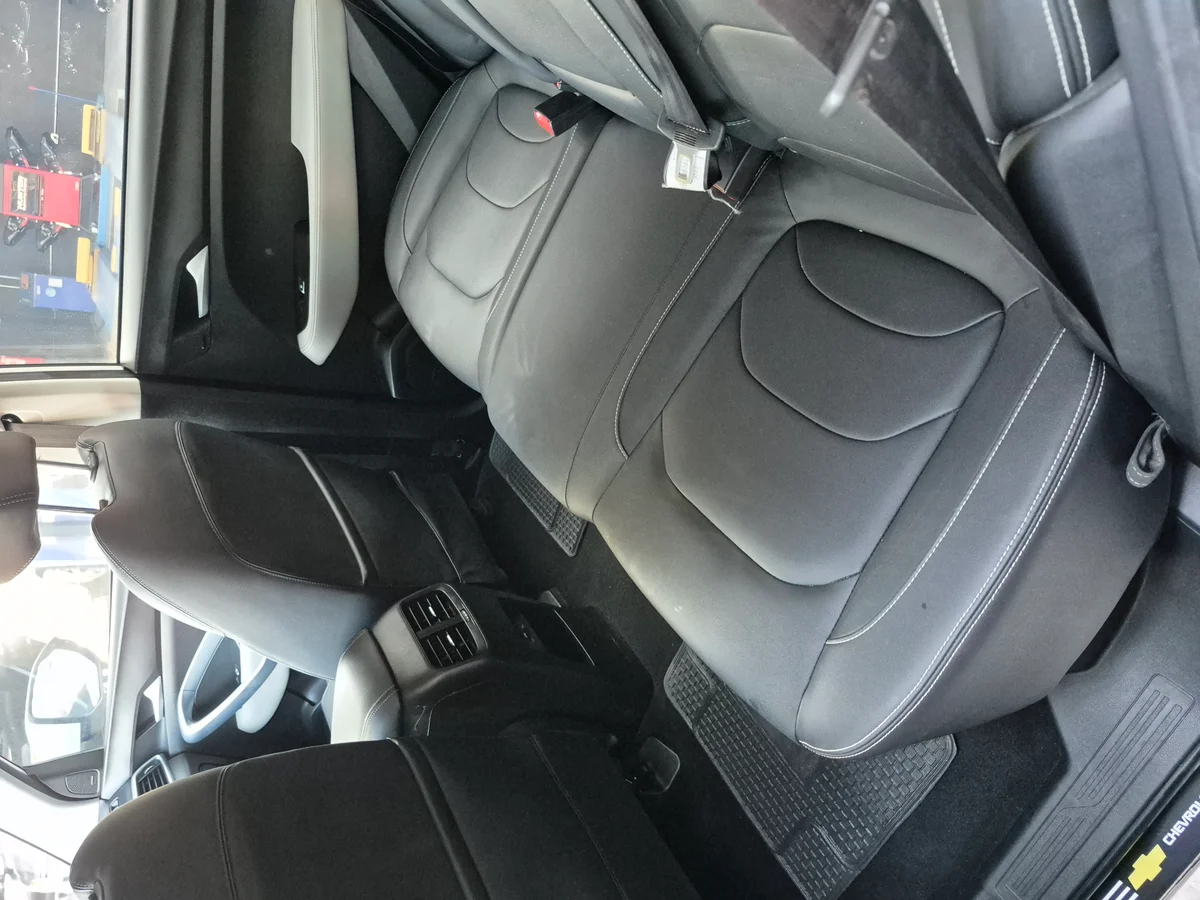 Chevrolet Captiva Mt6 - Miniatura 12