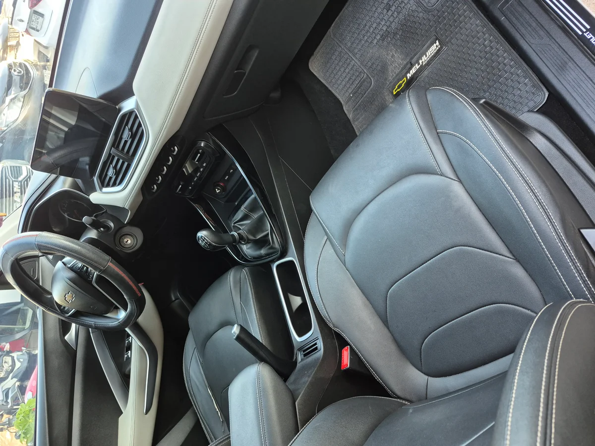 Chevrolet Captiva Mt6 - Miniatura 14