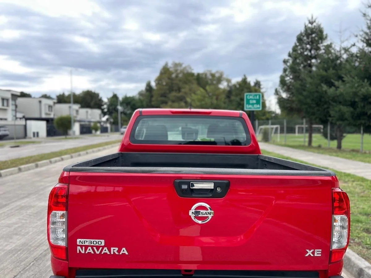 VENDIDA/NISSAN NP300 4X2