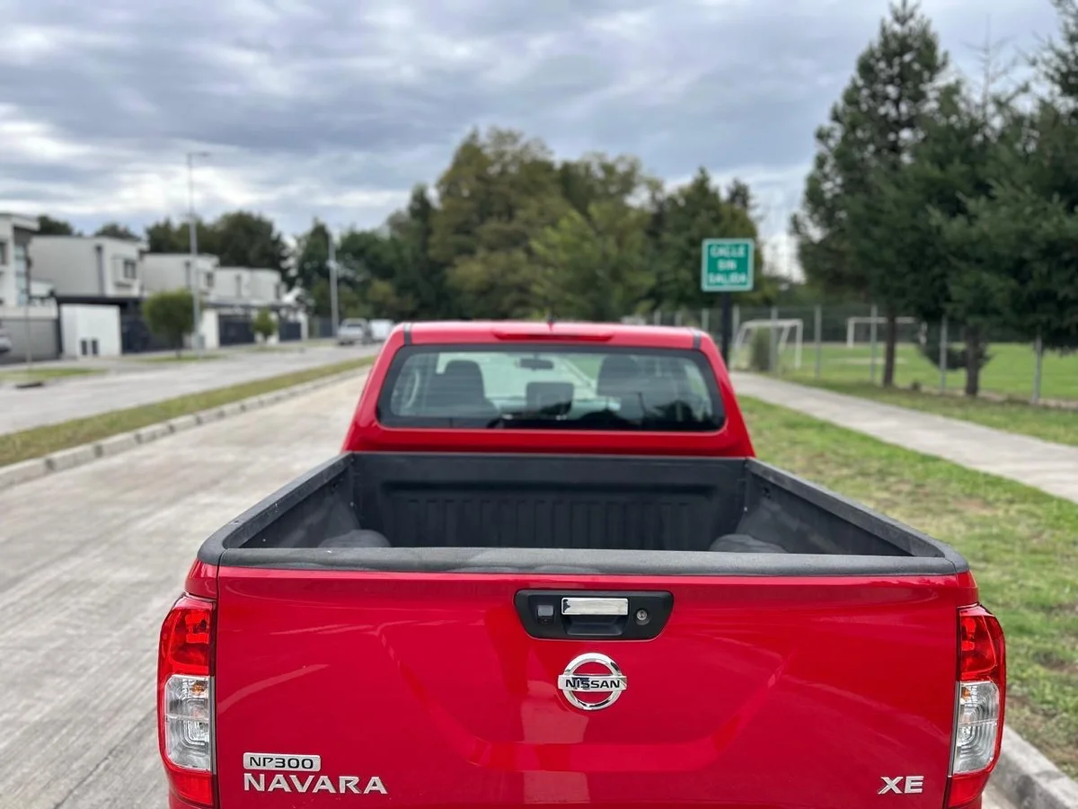VENDIDA/NISSAN NP300 4X2