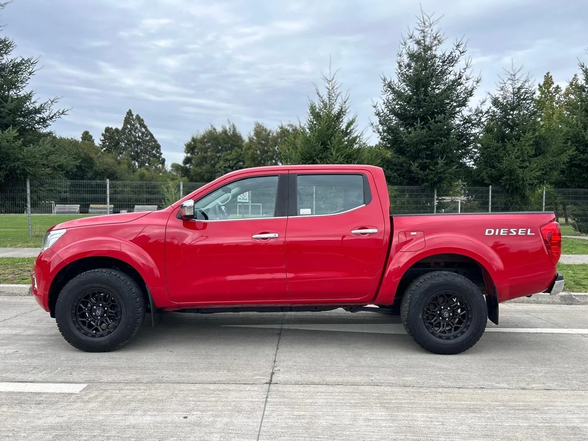 VENDIDA/NISSAN NP300 4X2 - Miniatura 7