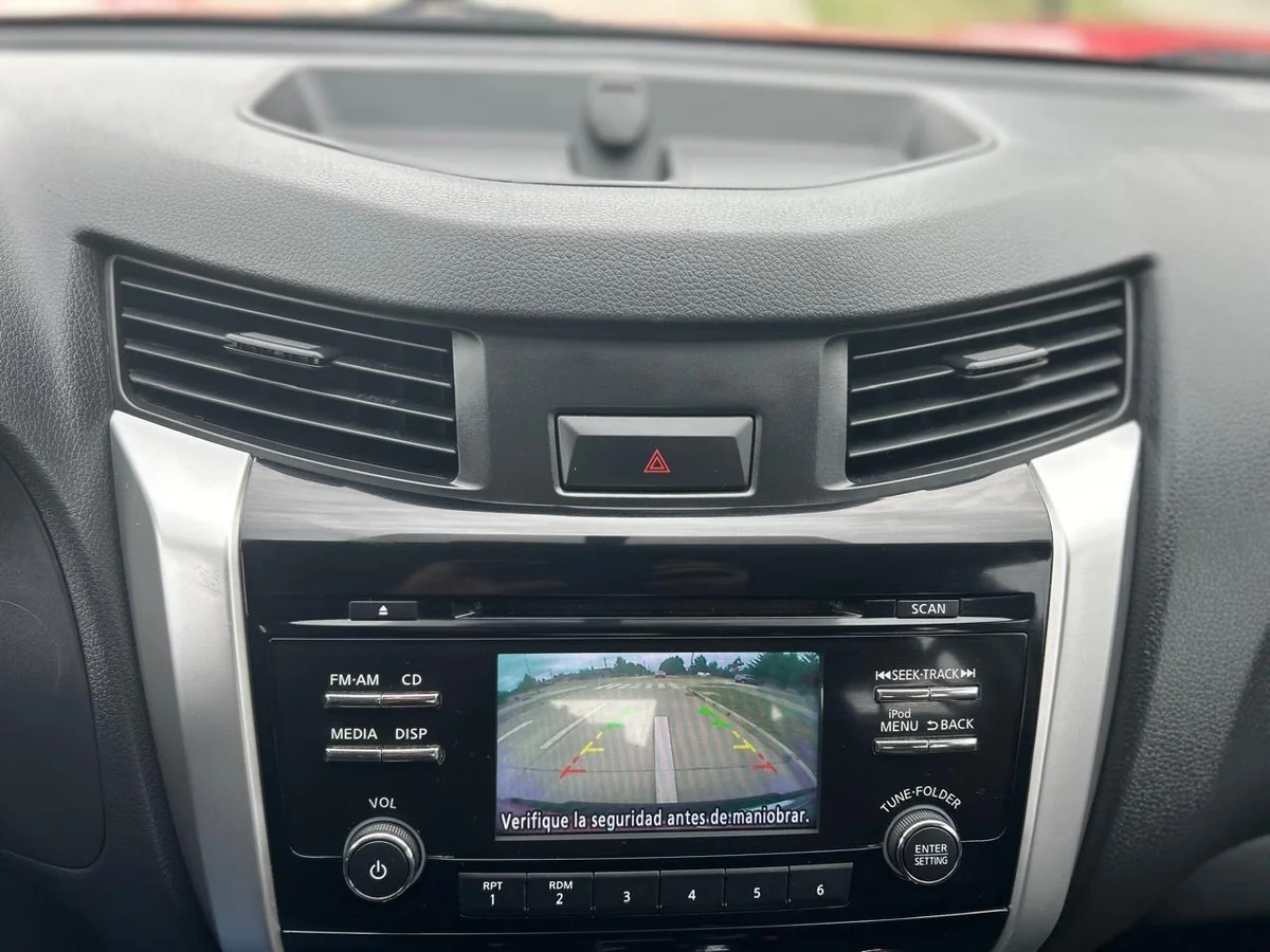 VENDIDA/NISSAN NP300 4X2 - Miniatura 12
