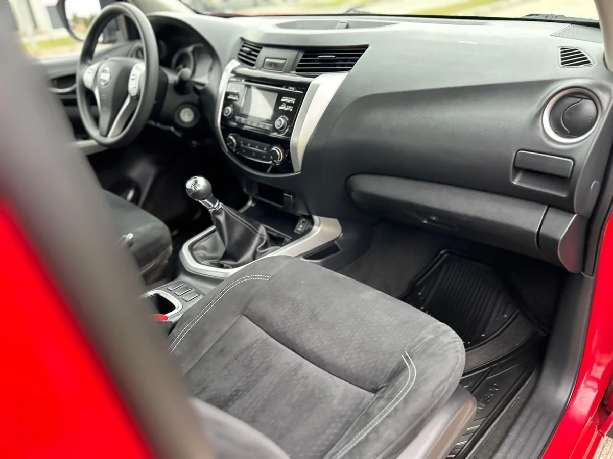 VENDIDA/NISSAN NP300 4X2 - Miniatura 13