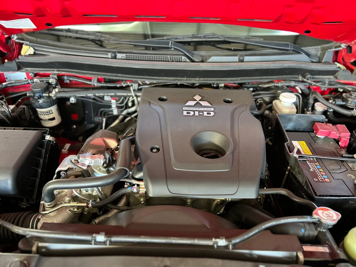 L200 KATANA 4X4