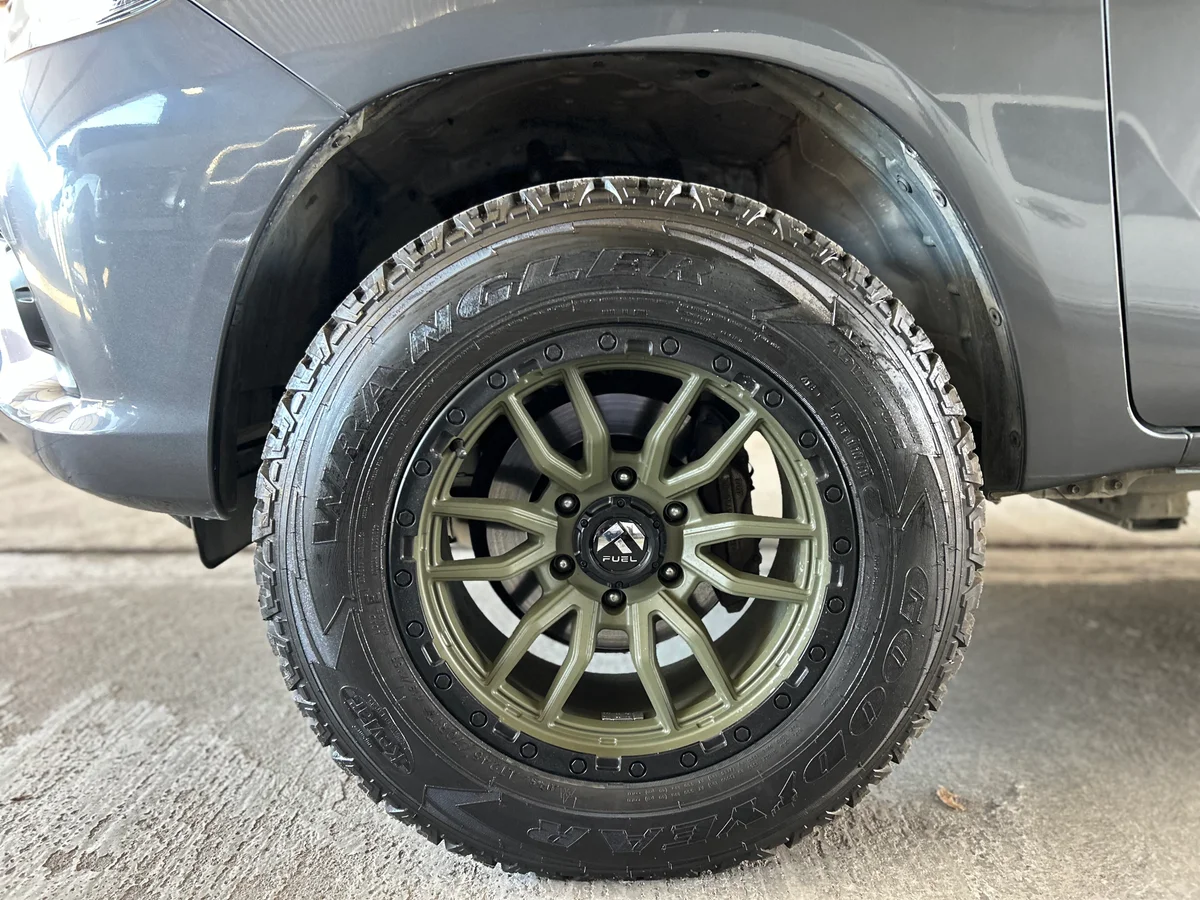 HILUX 4X2 - Miniatura 17