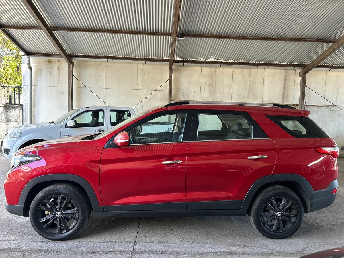 SUV FAMILIAR 3 CORRIDAS DE ASIENTO
