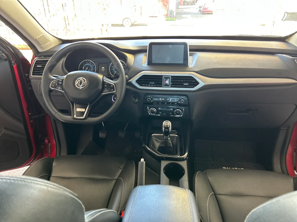 SUV FAMILIAR 3 CORRIDAS DE ASIENTO - Miniatura 8