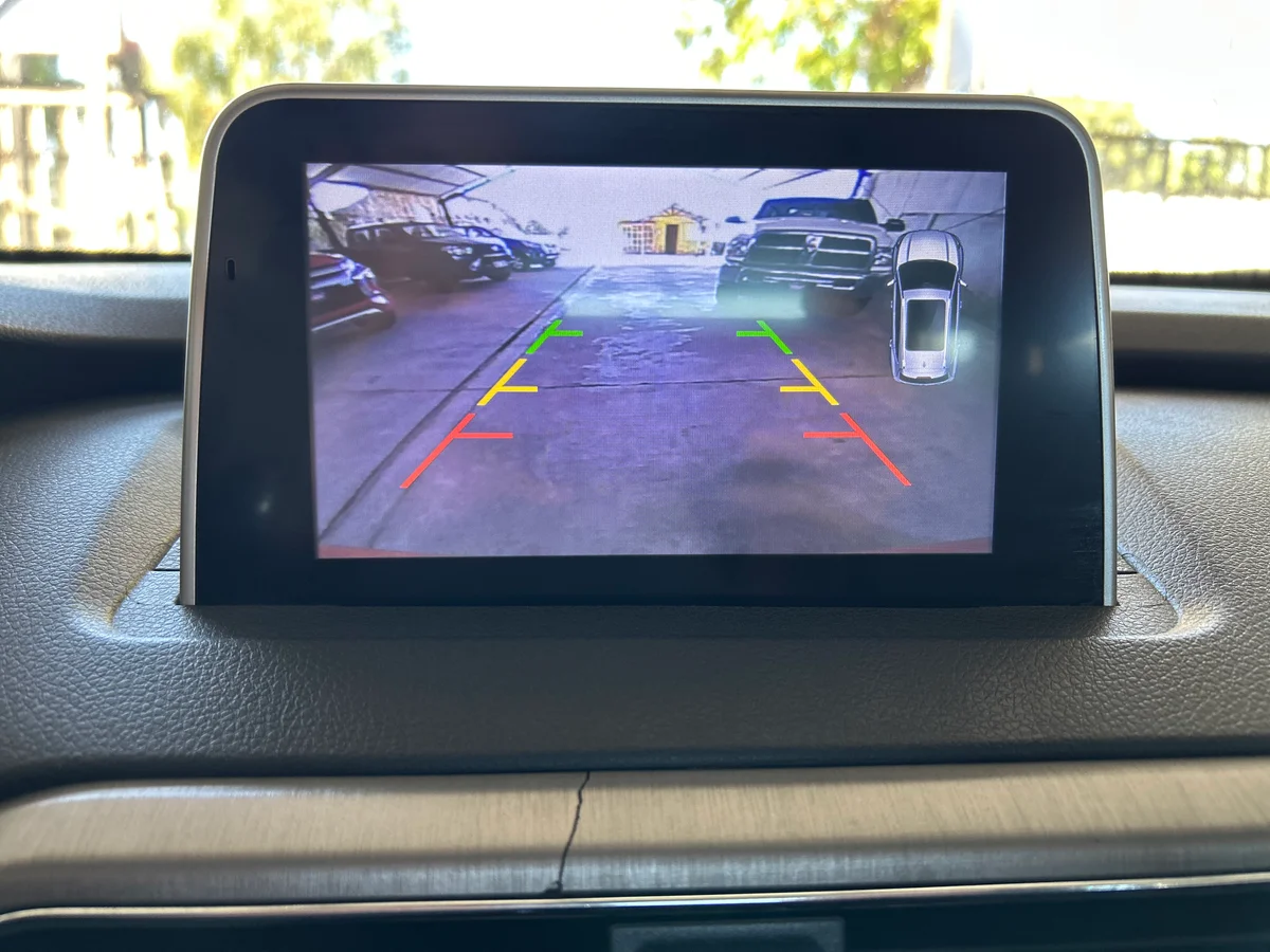 SUV FAMILIAR 3 CORRIDAS DE ASIENTO - Miniatura 15