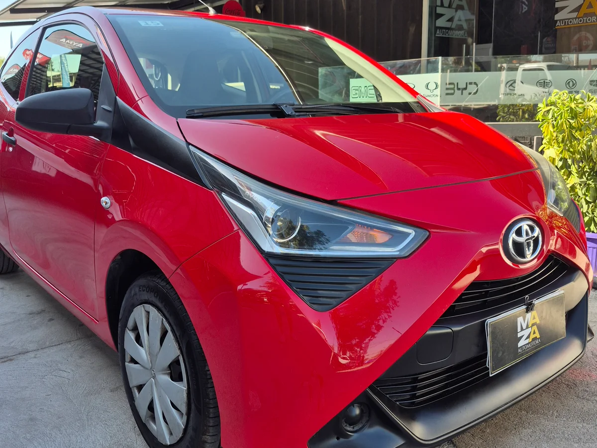 Toyota Aygo 1.0 - Miniatura 2