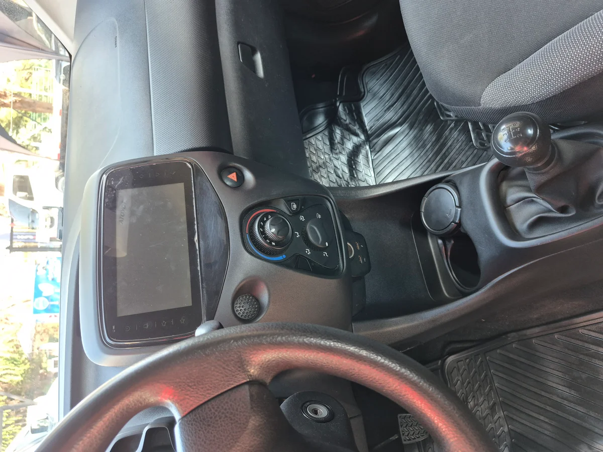 Toyota Aygo 1.0 - Miniatura 13