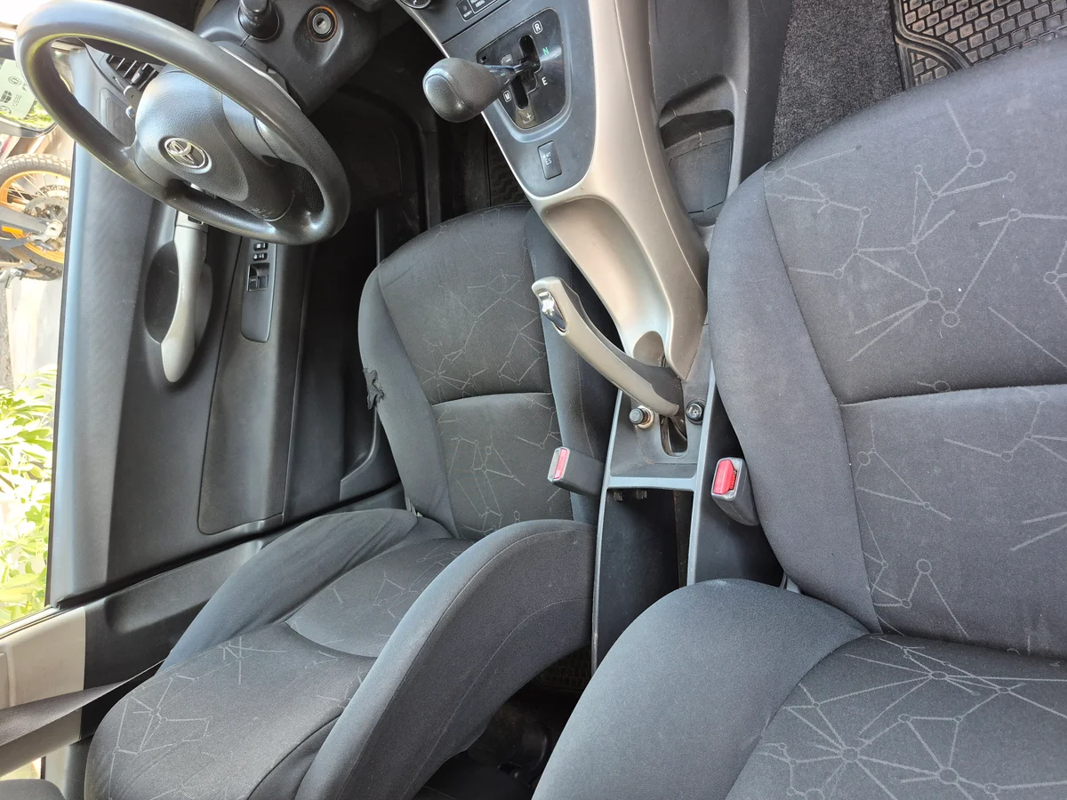 Toyota Auris - Miniatura 9