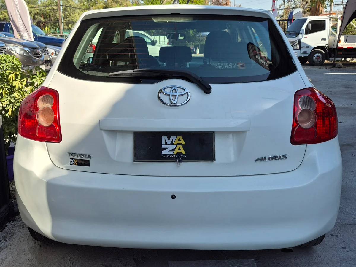 Toyota Auris - Miniatura 11