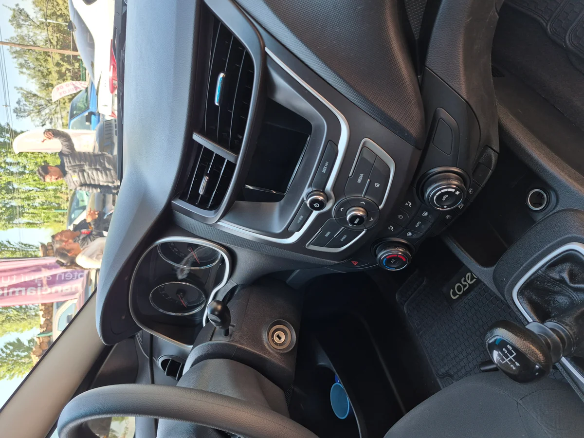 Chevrolet Sail - Miniatura 5