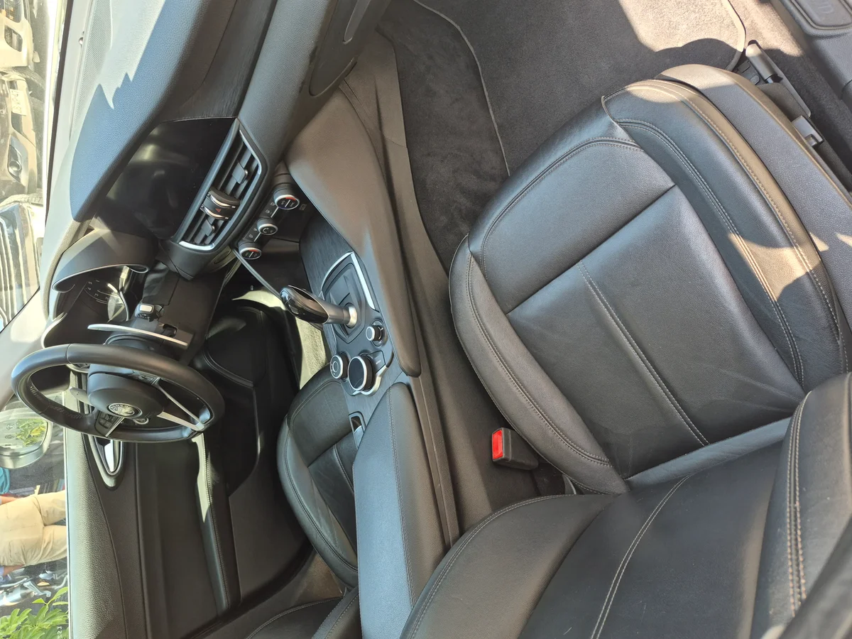 Alfa Romeo Giulia - Miniatura 4