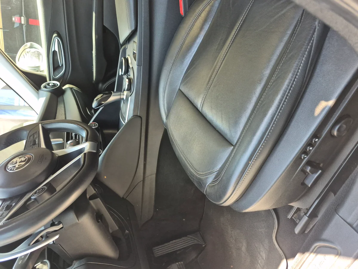 Alfa Romeo Giulia - Miniatura 9