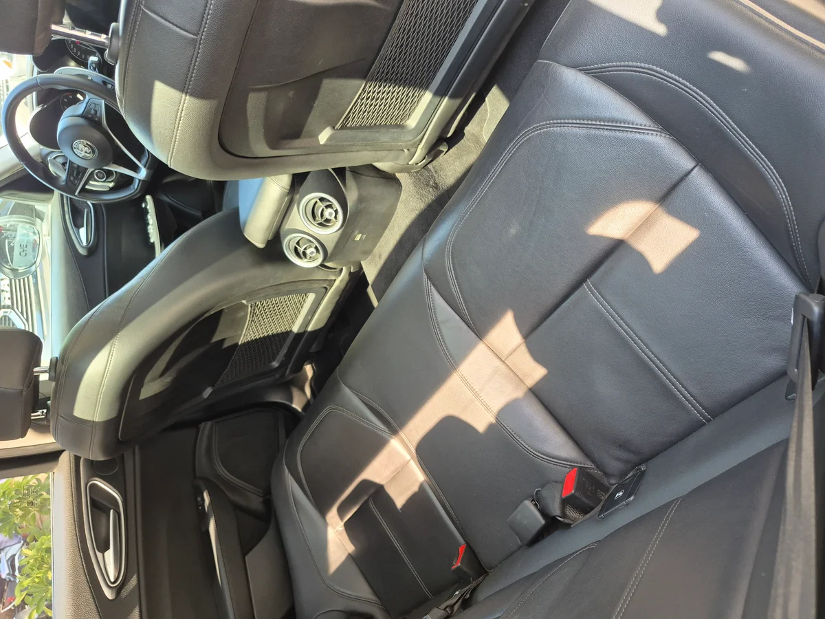 Alfa Romeo Giulia - Miniatura 8