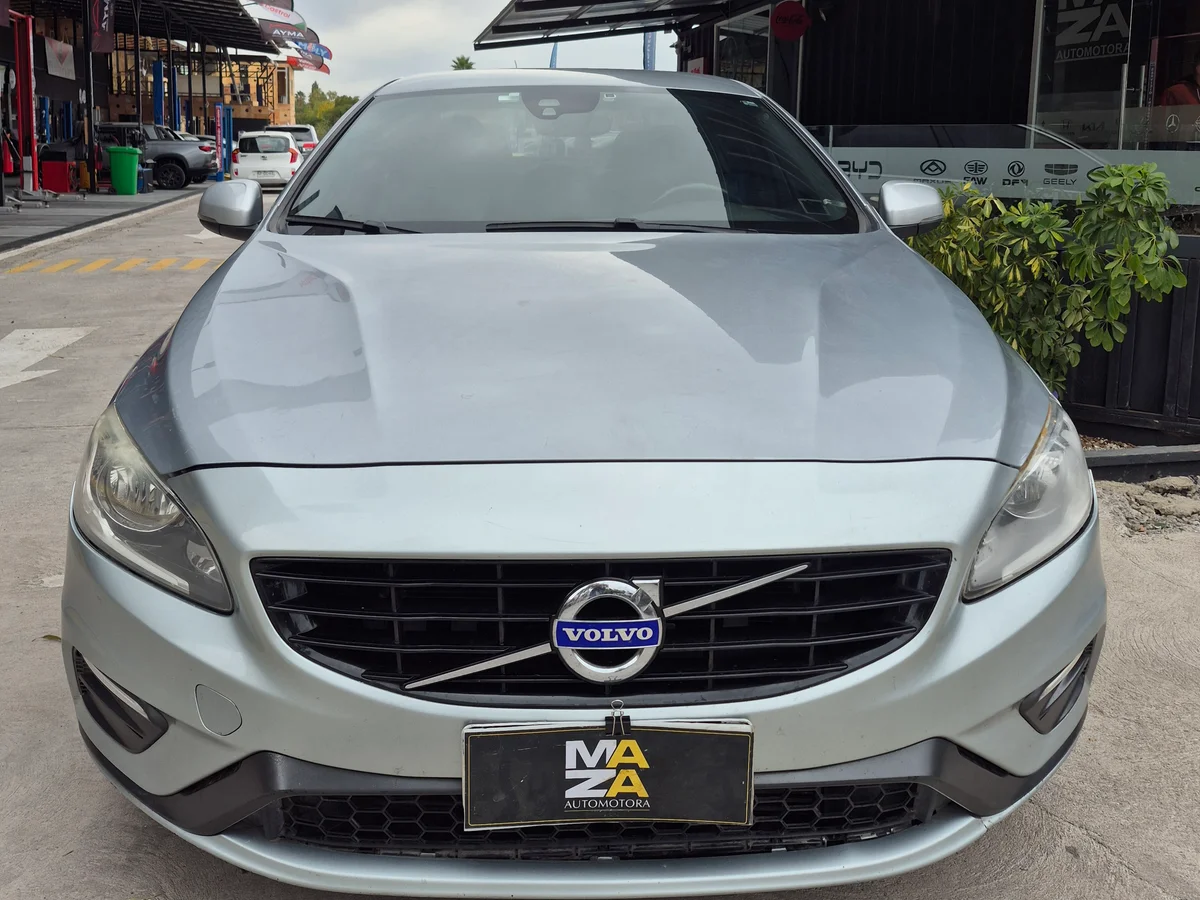 Volvo S60 t4 r Desing - Miniatura 5