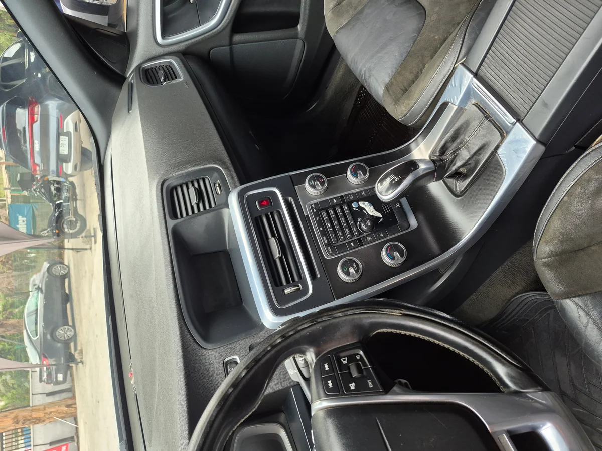 Volvo S60 t4 r Desing - Miniatura 10