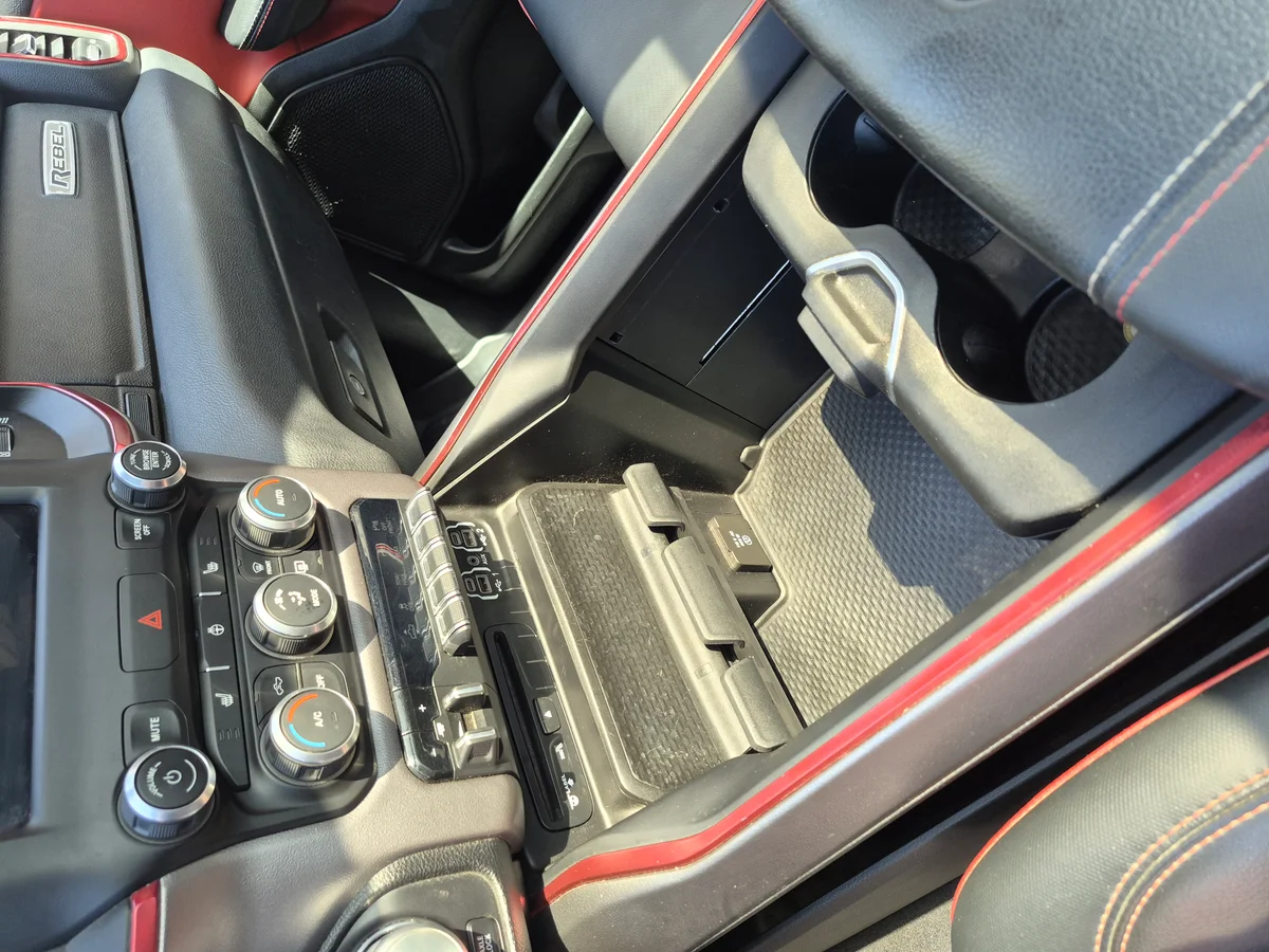 Ram 1500 Rebel Crew - Miniatura 8