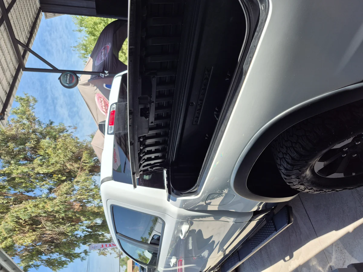 Ram 1500 Rebel Crew - Miniatura 12