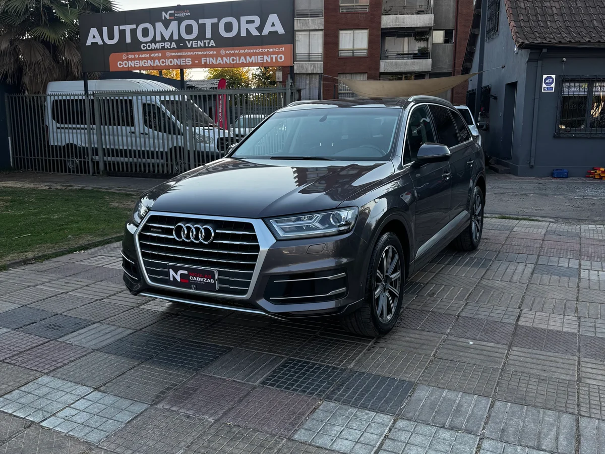 AUDI Q7