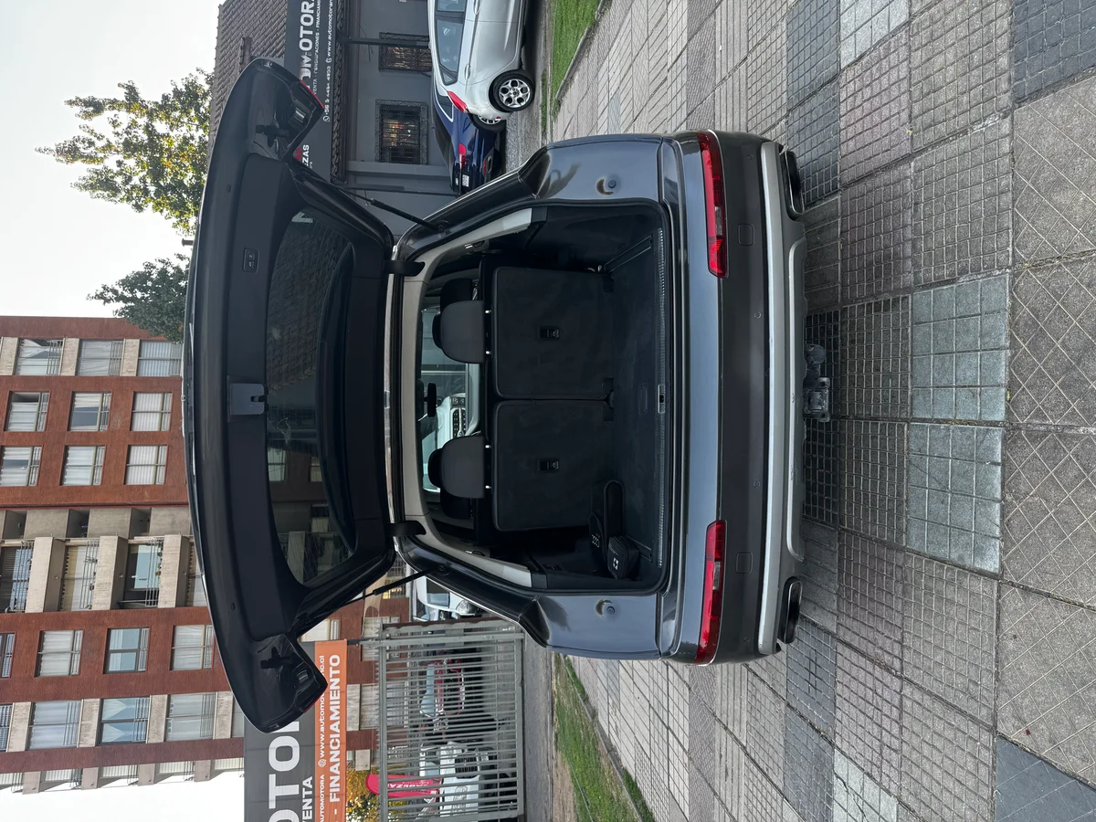 AUDI Q7 - Miniatura 9