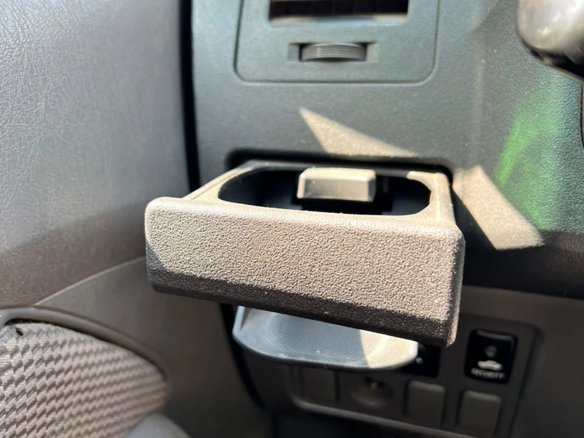 TOYOTA HILUX 2.5 D SR DC 4X2 - Miniatura 16