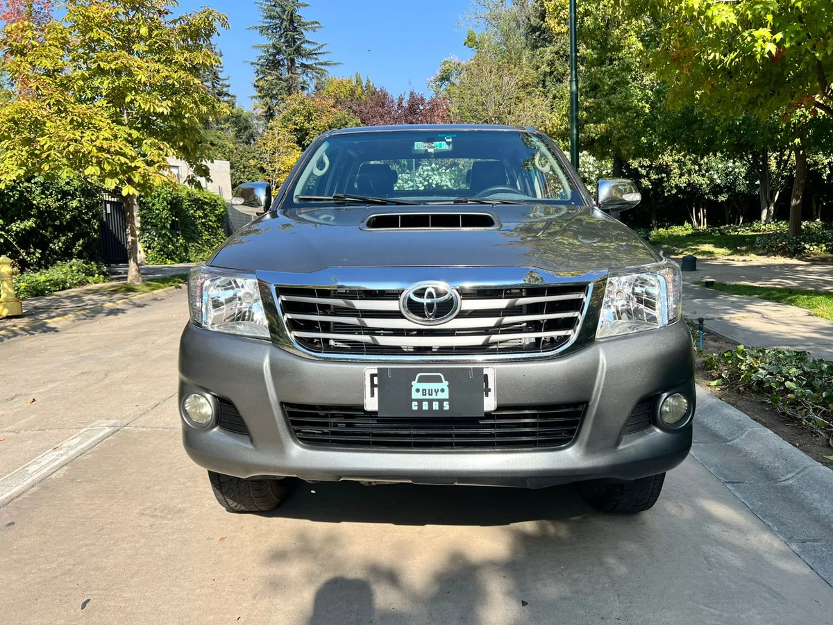 TOYOTA HILUX 2.5L DIESEL SR DC 4X2 - Miniatura 4