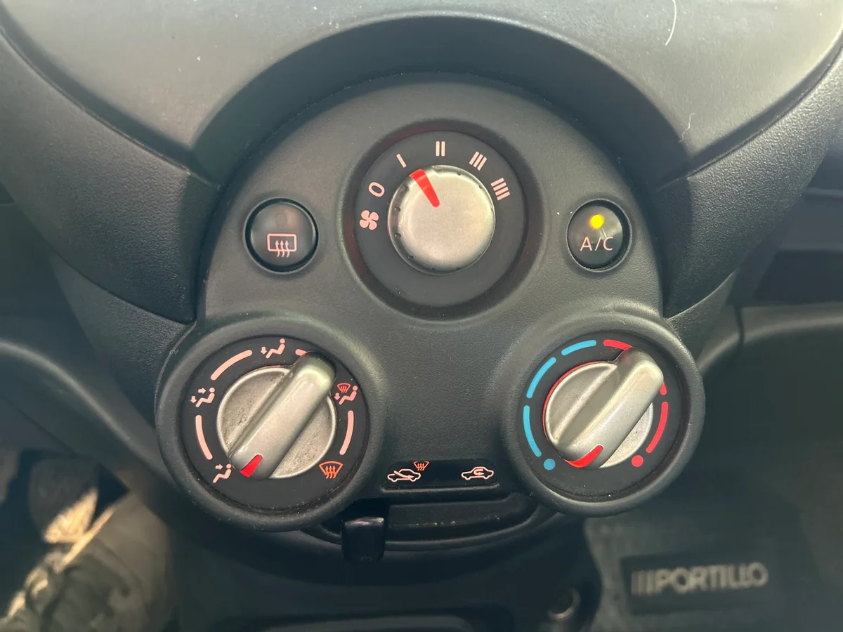 VERSION CON AIRE ACONDICIONADO - Miniatura 9